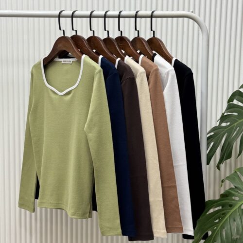 بلوز یقه دلبری آستین بلند