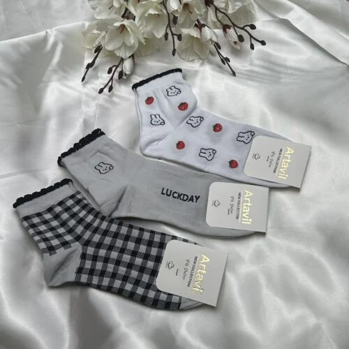 جوراب نیم ساق